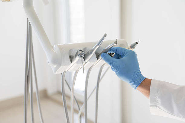 24/7 Emergency Teeth Whitening experts in Meiners Oaks, CA